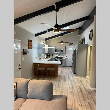 Spacious 2 Bedroom Beach House With King Suite Waianae Extérieur photo