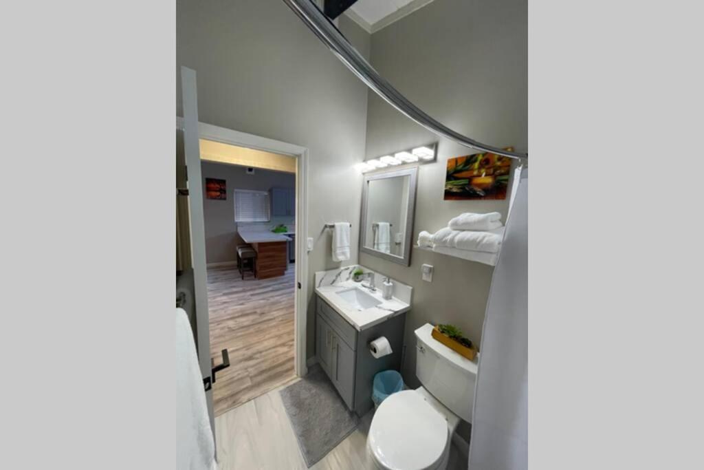 Hébergement de vacances Spacious 2 Bedroom House With King Waianae